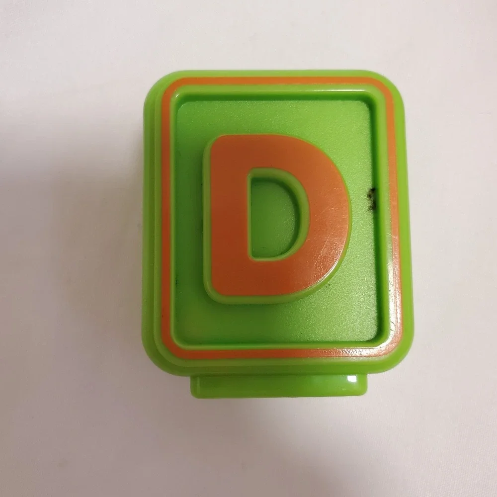 Vtech Alphabet Blocks Sit to Stand Train Replacement Block D / Doll